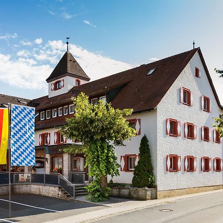 Wirtshaus & Hotel Goldener Greif Edelsfeld Kültér fotó